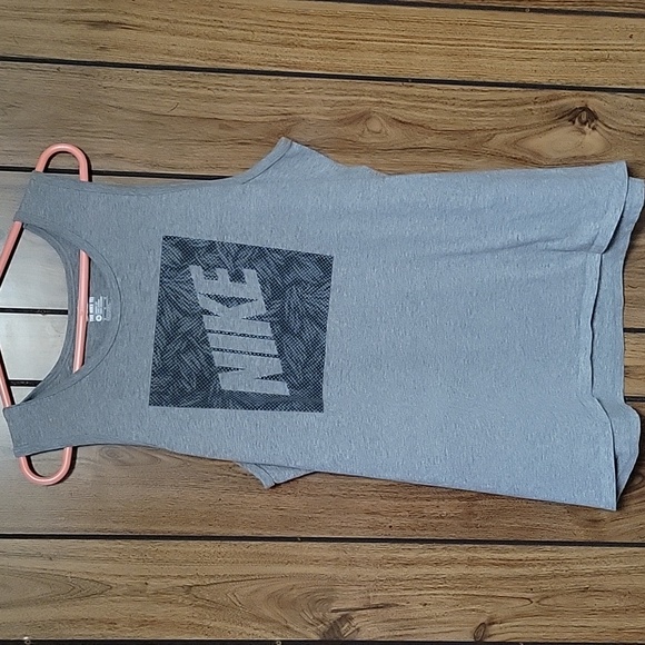 Nike Other - The Nike Tee Muscle Tank Gray Athletic Cut Men's XL